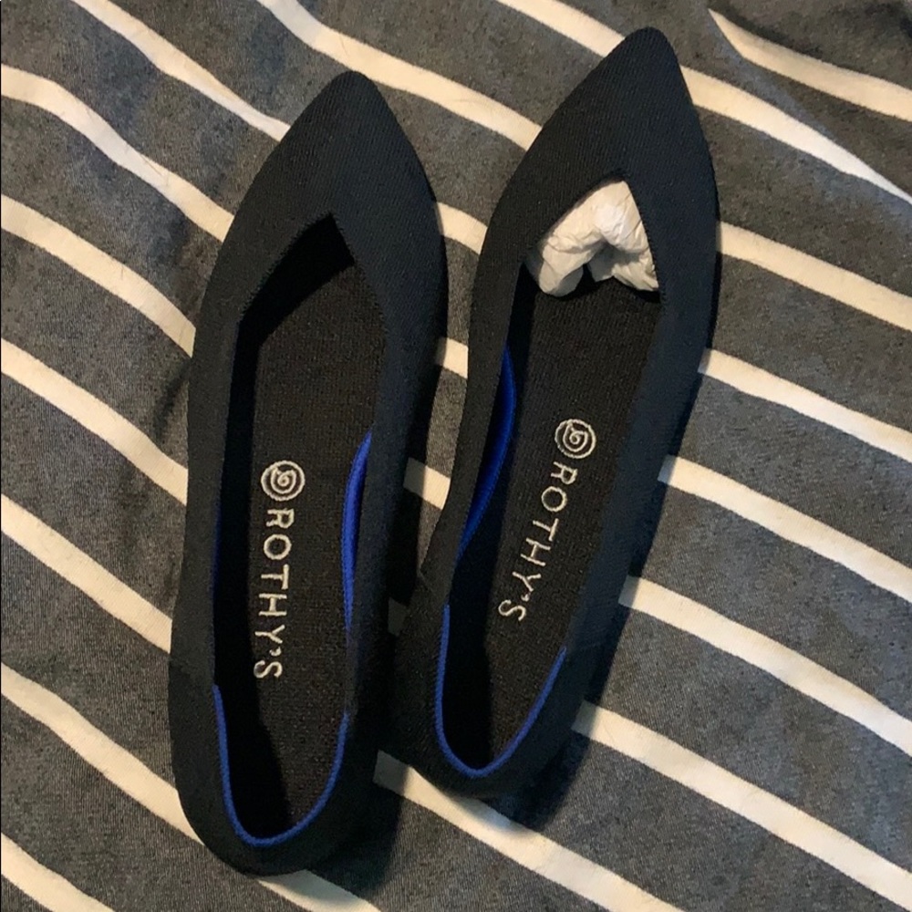 Rothy’s Pointed flat